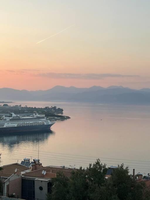 エギオSeaview Penthouse On The Squareアパートメント エクステリア 写真